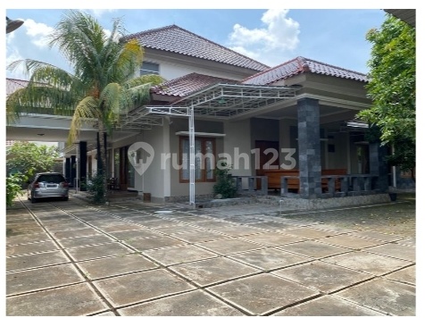 Rumah Mewah Cozy Dan Halaman Luas Di Dalam Kota Semarang 1