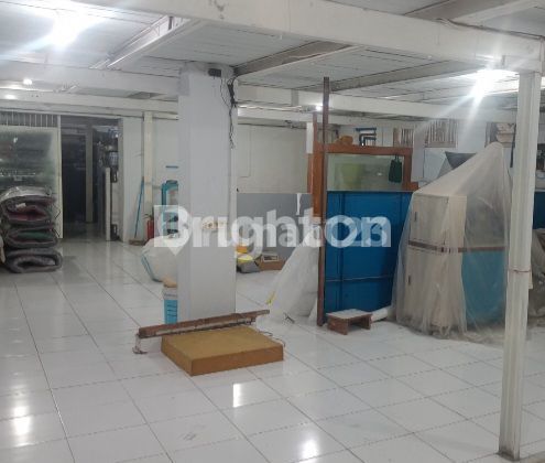 Ready-to-Use Warehouse, Well-Maintained, Clean &amp; Flood-Free in Lik Semarang Area 2