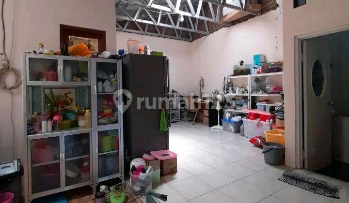 Dijual Rumah Kost Dan Kios Tempat Usaha. 2