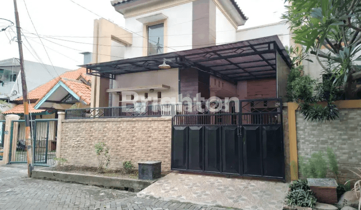 RUMAH MINIMALIS GAYUNGSARI STRATEGIS DEKAT TRANS ICON ROW JLN 2 MOBIL 1