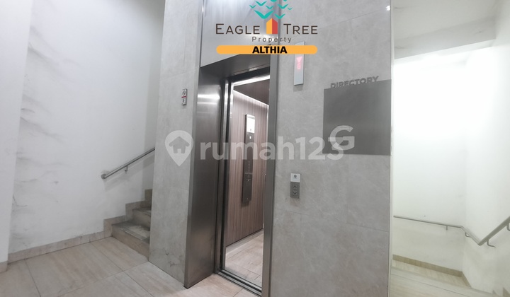 Commercial Building North Point Strategis in the Center of BSD City Commercial Building North Point Strategis in the Center of BSD City