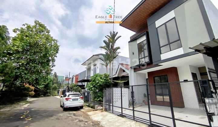 For Sale Modern Contemporary House in Nusaloka BSD City 2