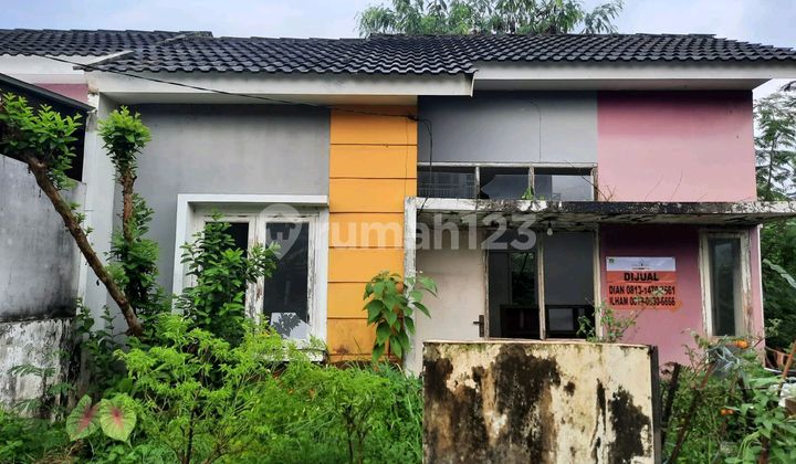 Land Price House in Hoek Within Cluster Harvest City Cibubur Depok 2