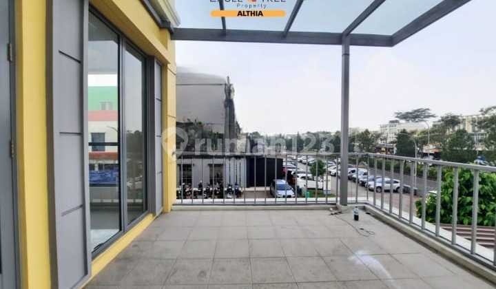 Collaborate with 2 Premium Strategic Multi-Access Corner Properties in Gading Serpong, Tangerang Collaborate with 2 Premium Strategic Multi-Access Corner Properties in Gading Serpong, Tangerang