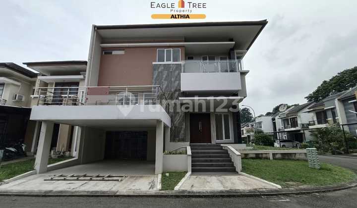 2 Lantai Hook Split Level Siap Huni Strategis di The Green BSD