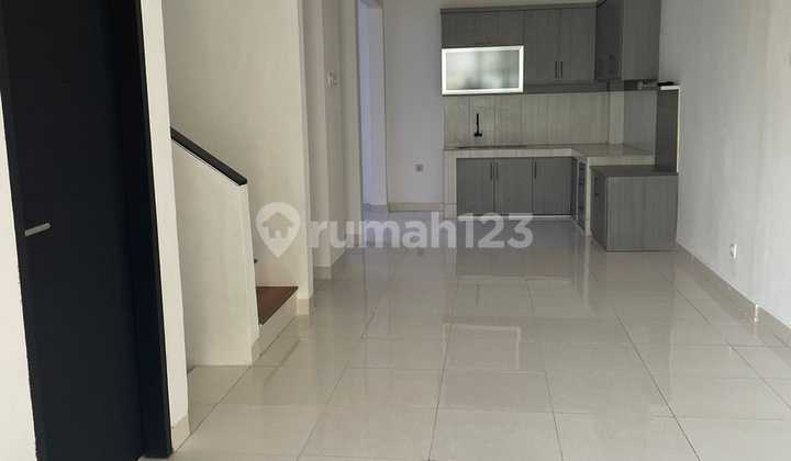 For Sale Newly Renovated 2-Story House in Graha Raya Cluster 2