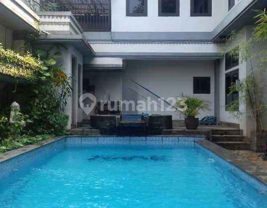 Rumah 2 Lantai Hook Dengan Private Pool Di Cluster.giri Loka Bsd 2