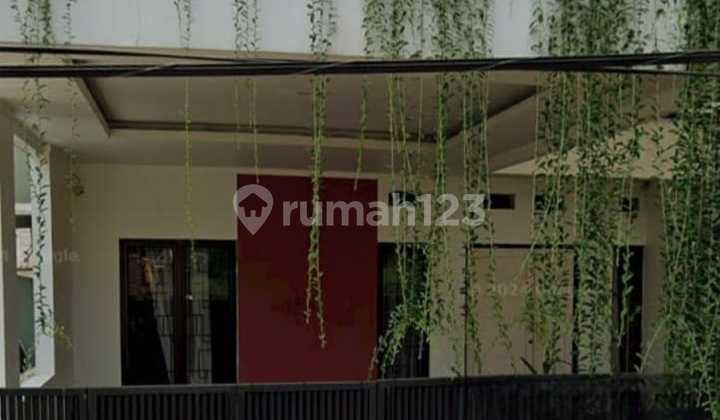 Rumah di Ciputat Dekat Bintaro Xchange Mall Tangerang Selatan