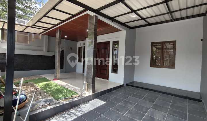 Disewakan Rumah Rapi Siap Huni Dalam Cluster Graha Raya Bintaro 2