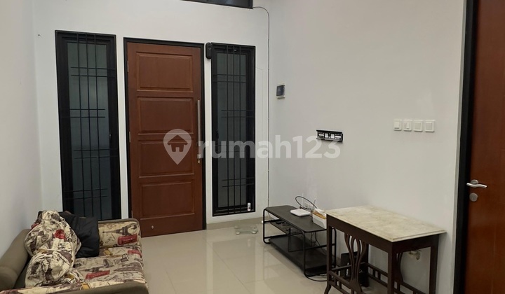 Minimalist Renovated Inside Kencana Loka Cluster BSD. 2