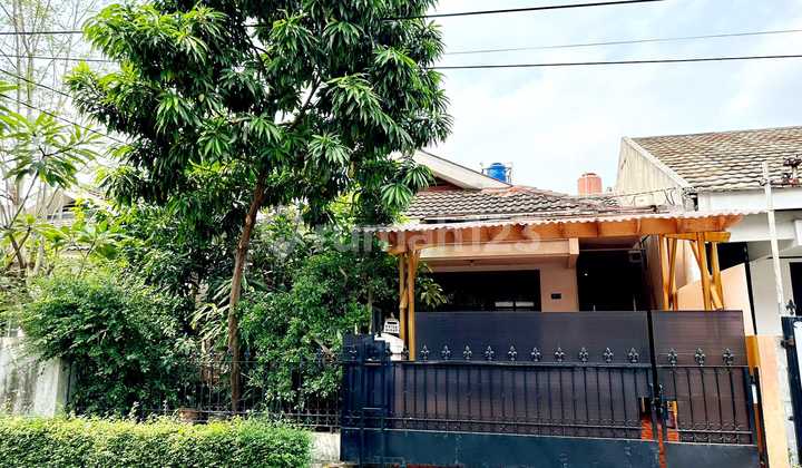 Jual Rumah Sederhana Terawat Siap Huni di Bintaro Jakarta Selatan
