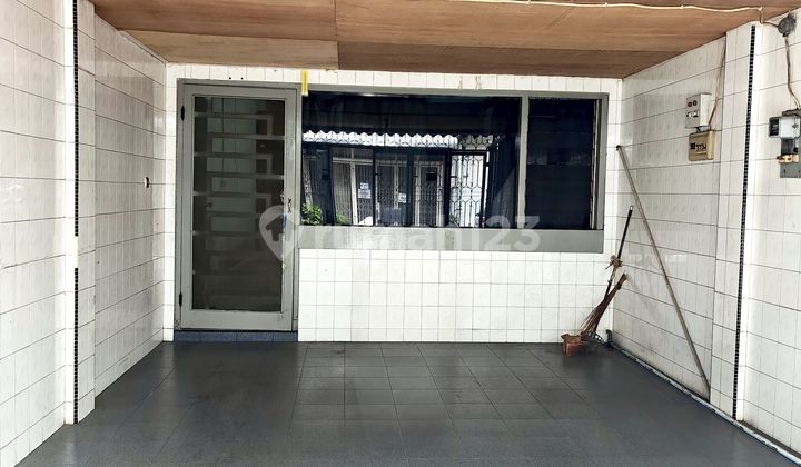 Ruko Inti Kota Jl. Prof. Hm. Yamin Sh Ii Di Jl. Prof. Hm. Yamin 1