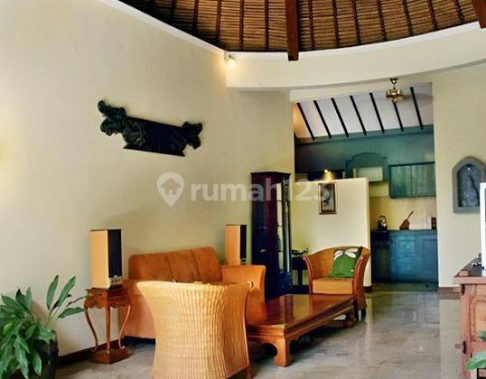 Villa Dijual di Seminyak 2