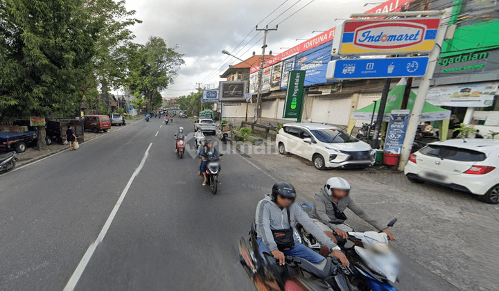 Shophouse for Sale in North Denpasar 2 Floors 2