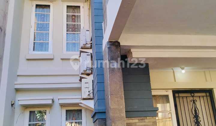 Dijual Rumah Tinggal Mewah Siap Huni di Legenda Wisata 2