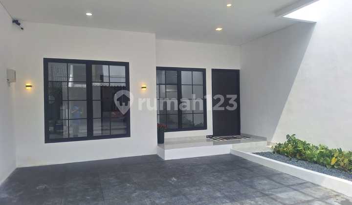 For Sale Rumah Baru dengan Furnished Barustyle Modern Tropis Smart Homegraha Gr Bintaro Jaya 2
