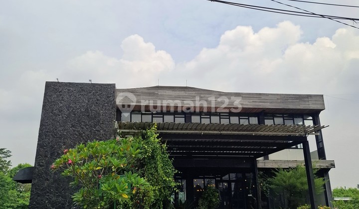 For Sale: Restaurant Building on the Side of Cibinong Bogor Road