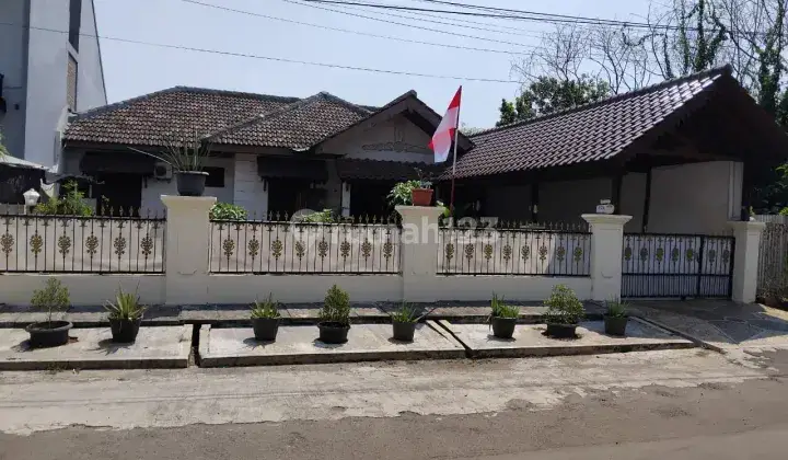 Dijual Rumah Luas Siap Huni Dan Lokasi Sangat Strategis Di Jakapermai Bekasi