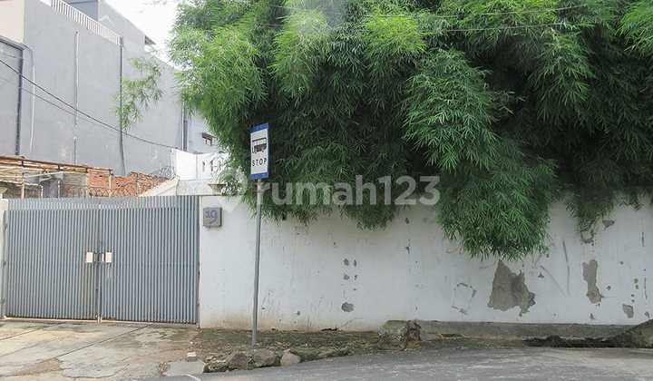 Rumah Di Cipete Utara, Kebayoran Baru, Jakarta Selatan Rumah Di Cipete Utara, Kebayoran Baru, Jakarta Selatan