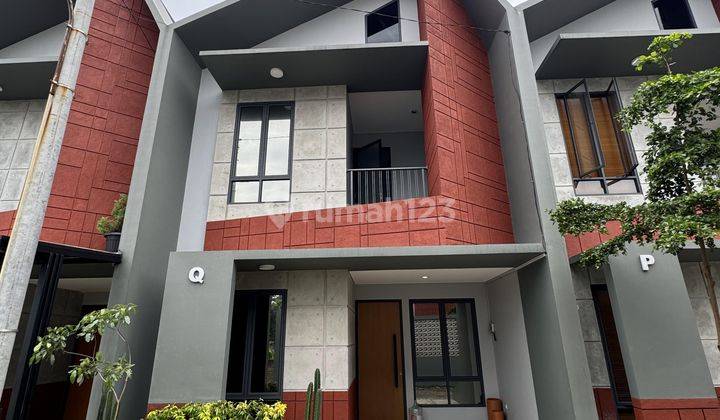 Rumah 2 Lantai Cibinong Dekat Dengan Pemda 2