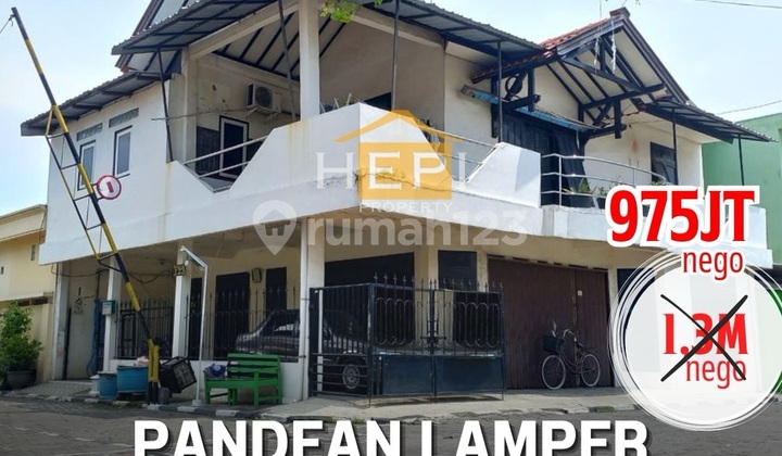 2-Story Hook House in Gayamsari, Semarang 1