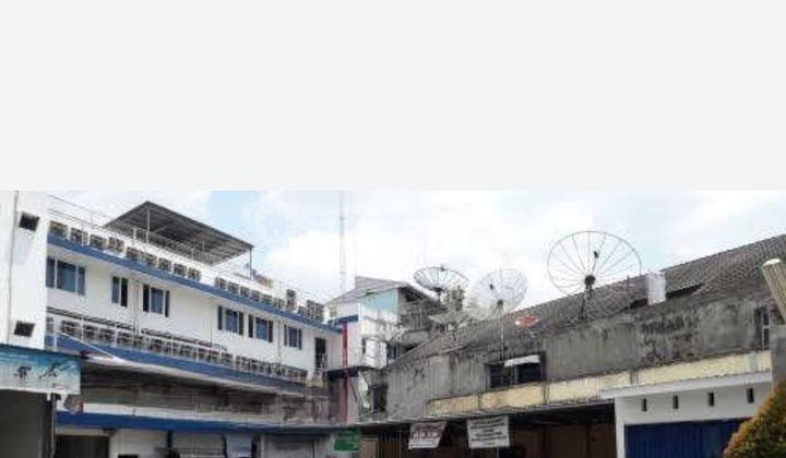 Ruko Gandeng 5 Pintu Parkiran Luas Di Pusat Kota Pekanbaru