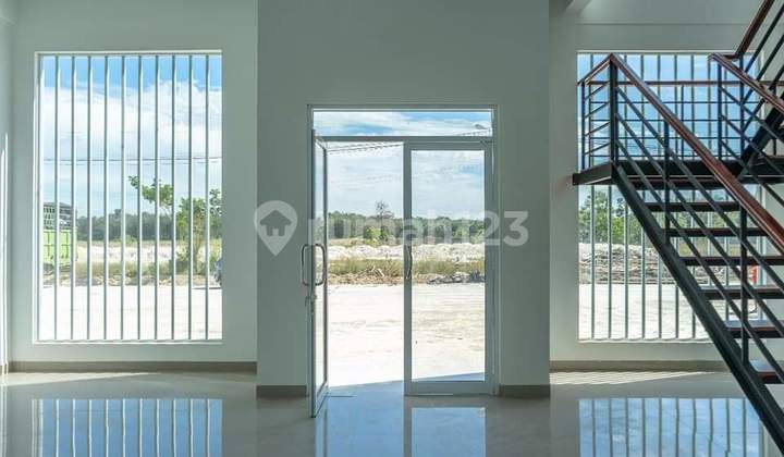 Ready-to-Use Warehouse in Downtown Pekanbaru Ready-to-Use Warehouse in Downtown Pekanbaru