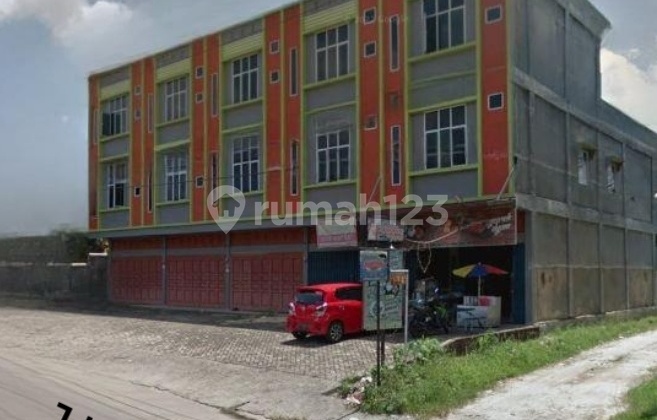 Strategic Linked Shop House in Hangtuah Near Awal Bros Hospital Pekanbaru 2