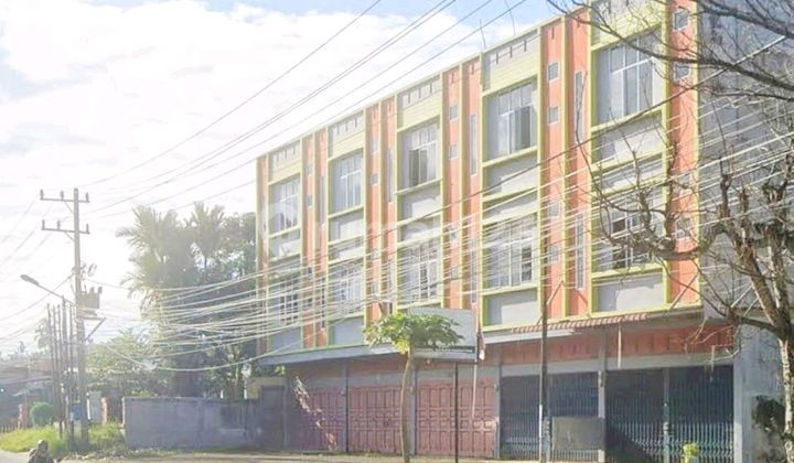 4-door row shop in Hangtuah, near Awal Bros Hospital. 4-door row shop in Hangtuah, near Awal Bros Hospital.