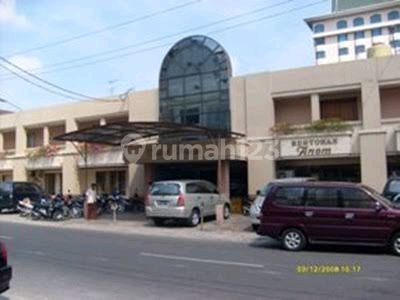 Strategic Hotel In The Center Of Pekanbaru City Strategic Hotel In The Center Of Pekanbaru City
