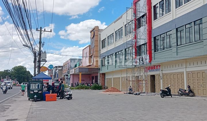 Strategic 3-Storey Ruko Near Ssq II Airport & Ska Mall Pekanbaru