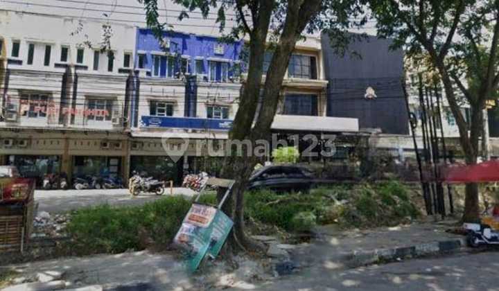 Strategic 2-Door Linked Shophouse - Jl. Arifin Ahmad, Pekanbaru