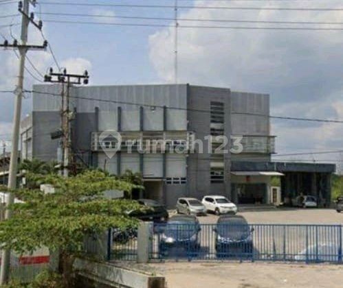 Ready-to-Use Large Warehouse - Close to Transmart & Living World Ready-to-Use Large Warehouse - Close to Transmart & Living World