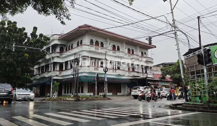 Ex Cafe Ruko Gandeng 3 Pintu Siap Pakai Tengah Kota Di Simpang Teuku Umar Pekanbaru