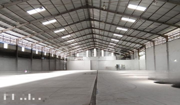 Strategic Central City Warehouse Ready to Use Pekanbaru