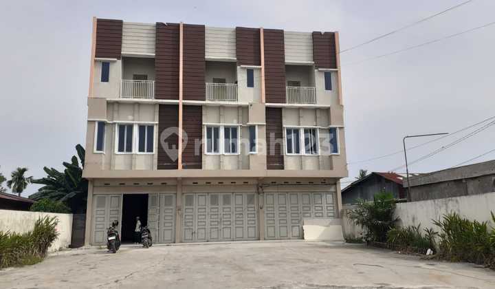 Premium Ready-to-Use 3-Door Shop House – Prime Location in Subrantas Pekanbaru Premium Ready-to-Use 3-Door Shop House – Prime Location in Subrantas Pekanbaru