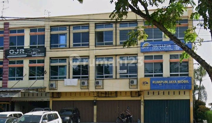 Strategic 2-Door Attached Shop House - Jl. Arifin Ahmad Pekanbaru