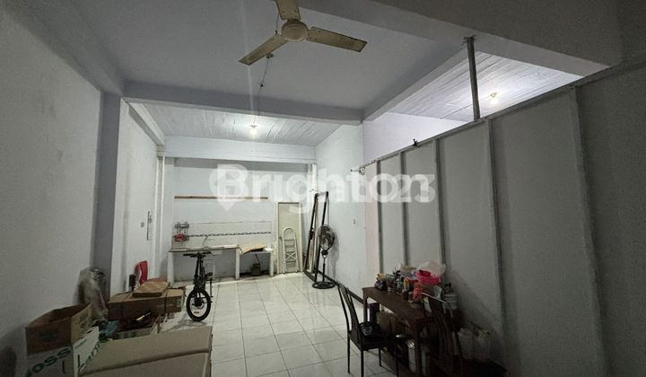 TURUN HARGA RUMAH HOOK PUSAT KOTA STRATEGIS DI JALAN ANGGREK 2