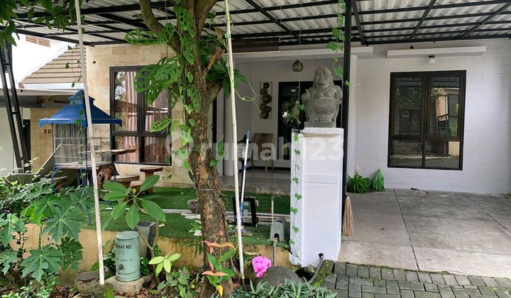 Semi-Furnished, Well-Maintained Clean House in Pandanaran Hill