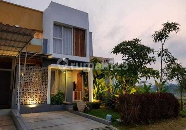 Rumah Termurah 2 Lantai Full Furnished, Dikawasan Elite Bsb City