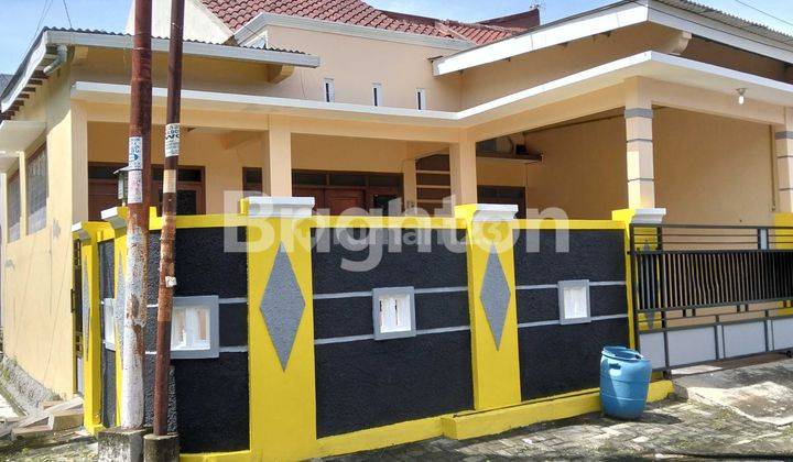 RUMAH HOOK STRATEGIS BERSIH TERAWAT  1