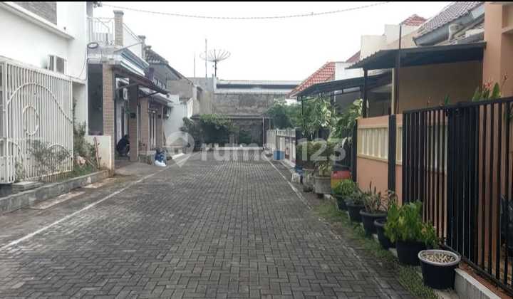 Rumah Dikontrakan Cluster One Gate System, Semi Furnished 2