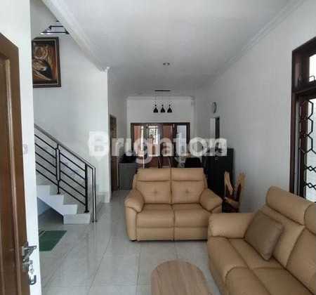 Rumah Mewah 2 Lantai Full Furnished Di Greenwood Semarang 2
