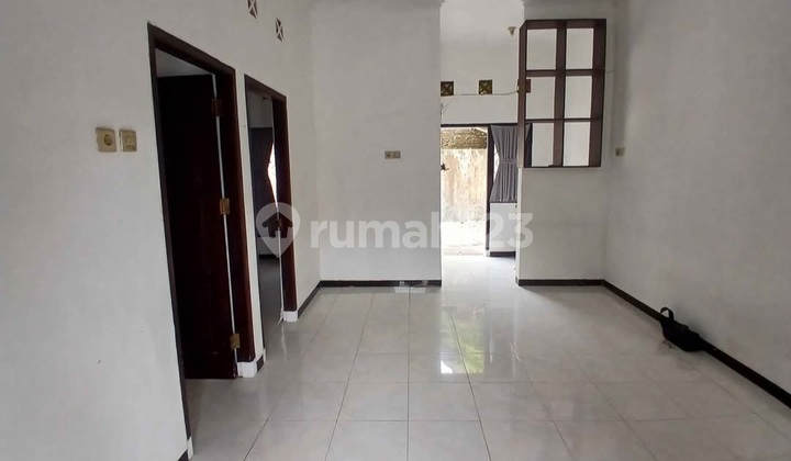 1-Story House for Rent, Strategic Location in Tembalang, Semarang 2