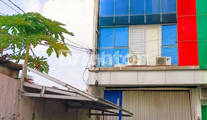 RUKO 3 LANTAI STRATEGIS SIAP PAKAI DI RAYA GAJAH  1