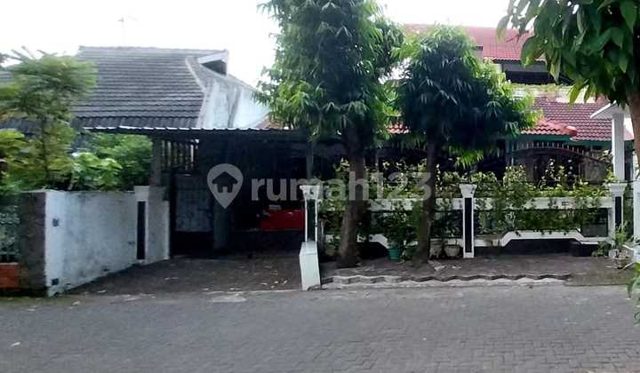 Rumah 2 Lantai 8 Kamar Tidur dan 4 Kamar Mandi, Lokasi Strategis 2