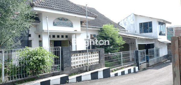 RUMAH NYAMAN TENANG DEKAT UNDIP TEMBALANG 1