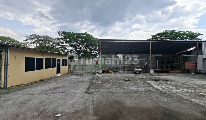 Warehouse Near Port Semi-Open Cheap Truck Dual Wheel Access 2