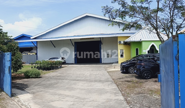 Roadside Warehouse in Bawen Ambarawa 1