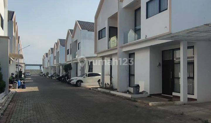 Dijual Rumah Minimalis Kece Abis  Eksclusive 2 Lantai Cocok Untuk Pasangan Muda Di Kota Bandung 1